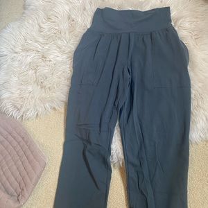 Athleta Salutation Jogger in Powervita